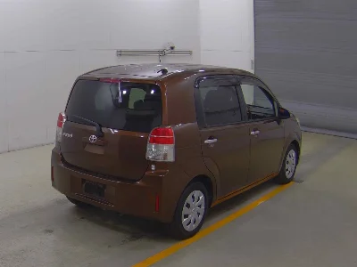 TOYOTA SPADE