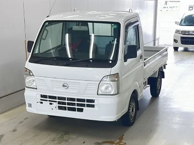 NISSAN CLIPPER TRUCK