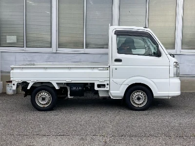 NISSAN CLIPPER TRUCK