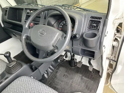 NISSAN CLIPPER TRUCK