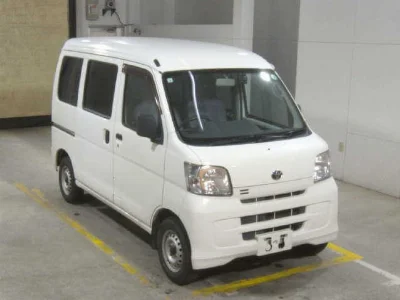 TOYOTA PIXIS VAN