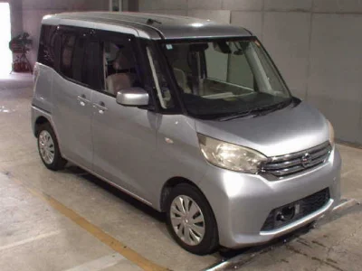 NISSAN DAYZ ROOX