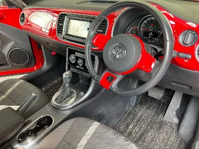 VOLKSWAGEN THE BEETLE