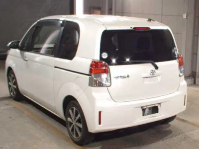 TOYOTA SPADE