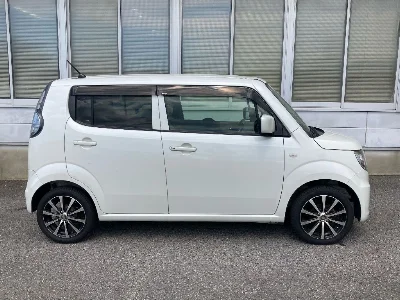 SUZUKI MRWAGON