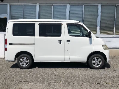 TOYOTA LITE ACE VAN