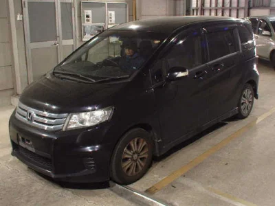 HONDA FREED SPIKE