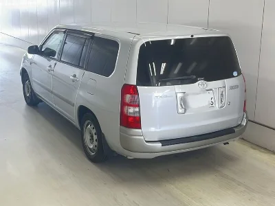 TOYOTA SUCCEED