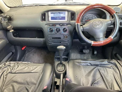 TOYOTA SUCCEED