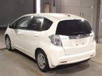 Цена авто Honda Fit с аукционов Японии, номер кузова GP1, пробег 148 000, оценка 