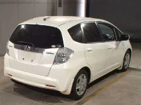 Цена авто Honda Fit с аукционов Японии, номер кузова GP1, пробег 148 000, оценка 