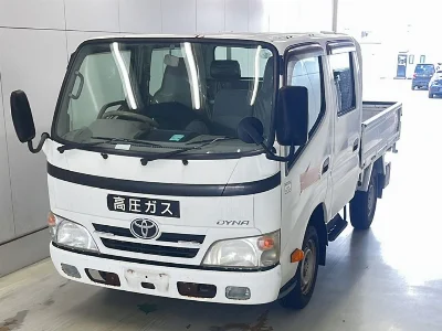 TOYOTA DYNA