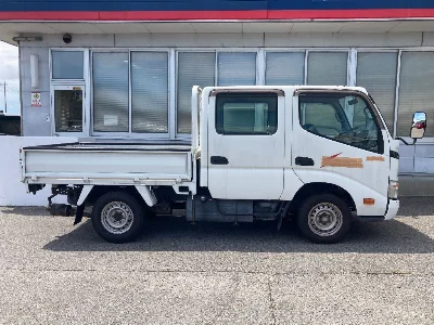 TOYOTA DYNA