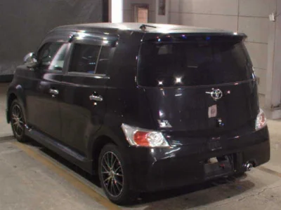 TOYOTA BB