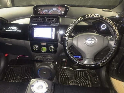 TOYOTA BB