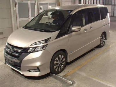 NISSAN SERENA