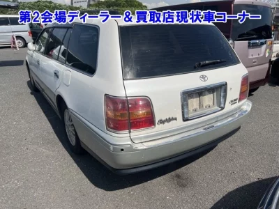 TOYOTA CROWN ESTATE