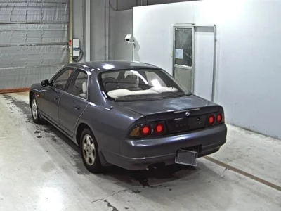 NISSAN SKYLINE