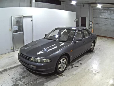 NISSAN SKYLINE