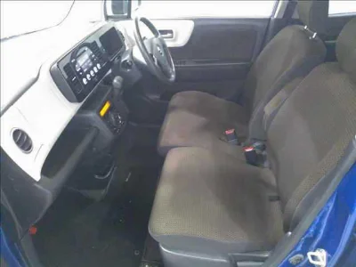 SUZUKI MRWAGON