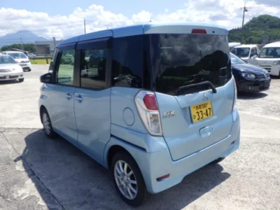 MITSUBISHI EK SPACE