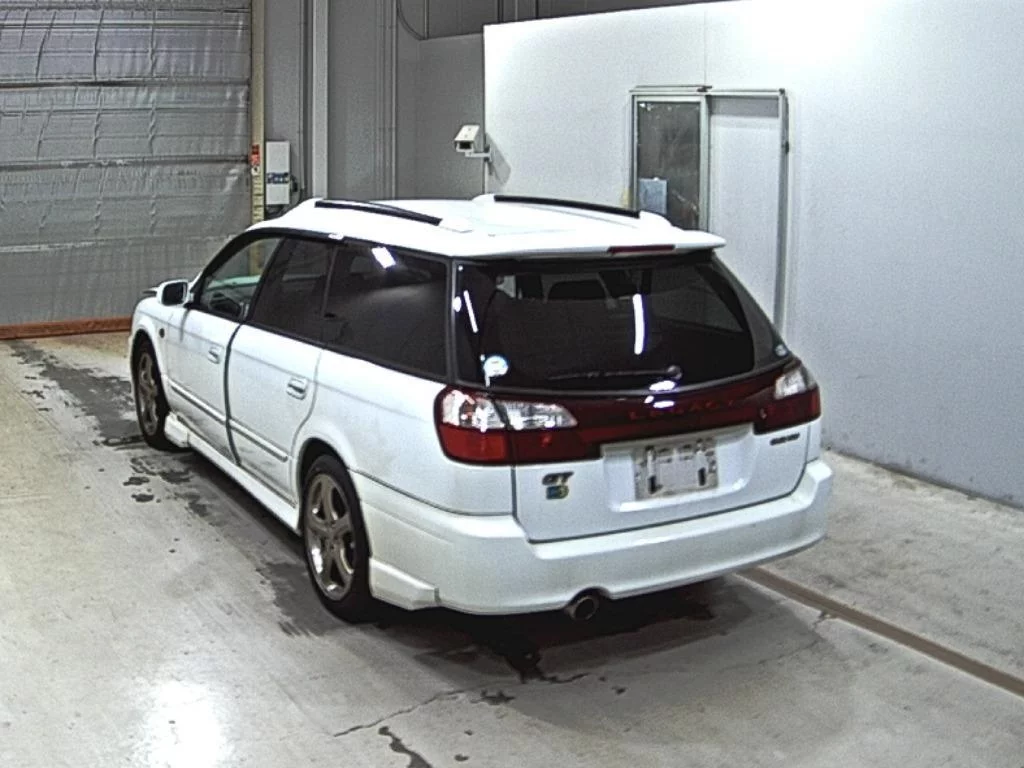 Subaru Legacy  с аукциона в Японии