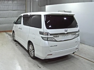TOYOTA VELLFIRE
