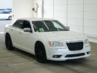 CHRYSLER 300