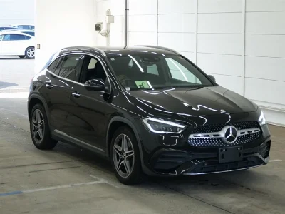 MERCEDES BENZ GLA