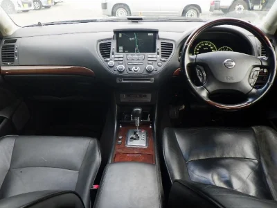 NISSAN PRESIDENT