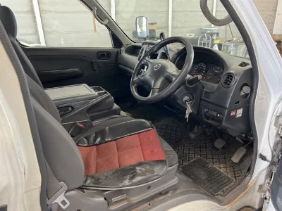 NISSAN CARAVAN