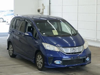 HONDA FREED