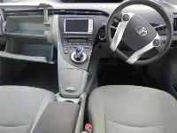 Цена авто Toyota Prius с аукционов Японии, номер кузова ZVW30, пробег 123 000, оценка 6