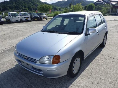 TOYOTA STARLET