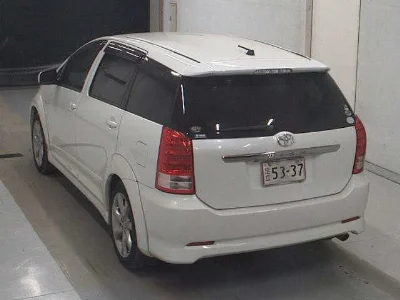 TOYOTA WISH