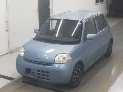 DAIHATSU ESSE