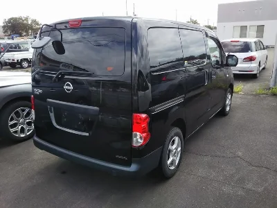 NISSAN NV200