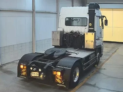 MITSUBISHI FUSO