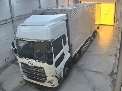 NISSAN UD
