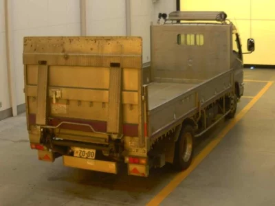 MITSUBISHI CANTER