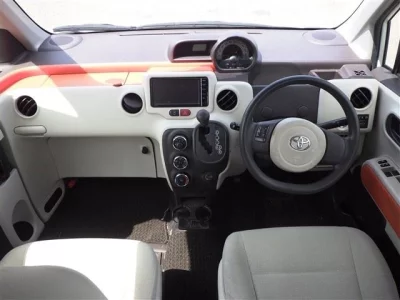 TOYOTA SPADE