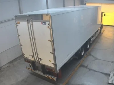 MITSUBISHI FUSO