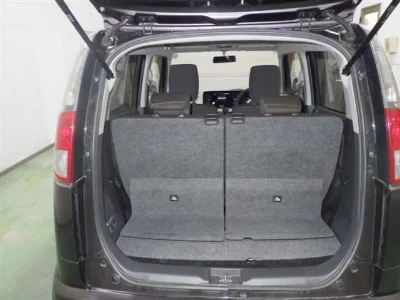 SUZUKI MRWAGON