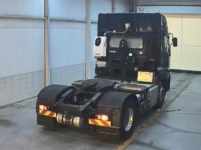 NISSAN UD