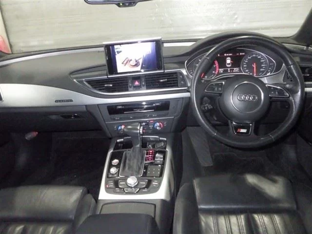 Audi A7  с аукциона в Японии