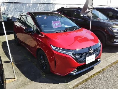 NISSAN AURA