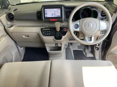 HONDA N BOX