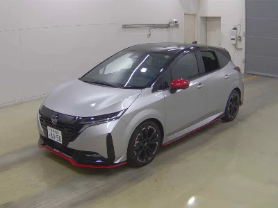 NISSAN AURA