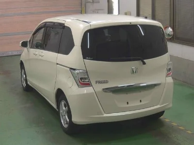 HONDA FREED