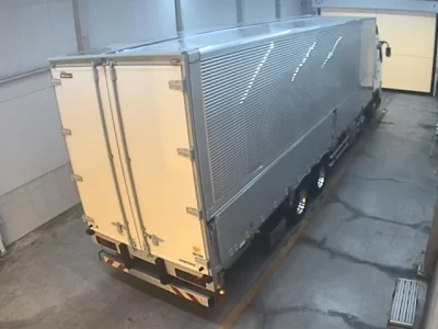 MITSUBISHI FUSO
